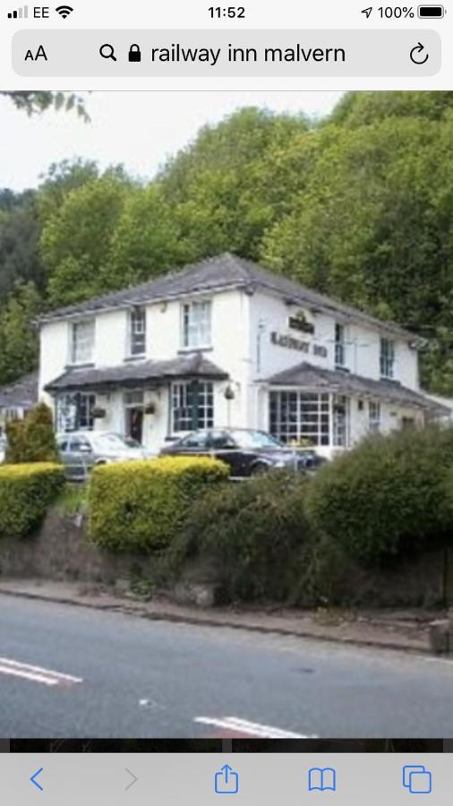 Railway Inn Malvern Wells Exterior foto